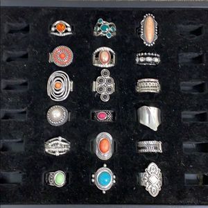 18 Stretchy Rings - pictures show Rings